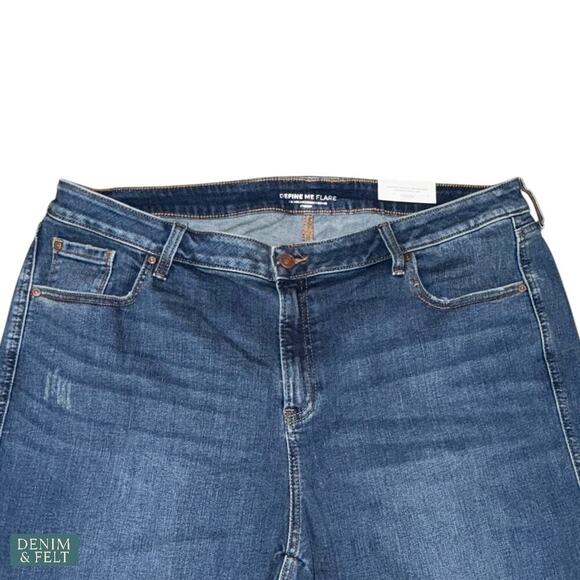 Chico’s Define Me Curvy Flare Jeans Blue Stretch Denim Size 20R Women’s Flared - Picture 3 of 8